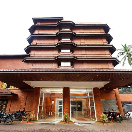 Hotel Park Residency Nilambūr 外观 照片