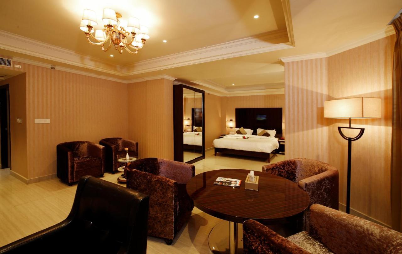 Hotel Park Residency Nilambūr 外观 照片