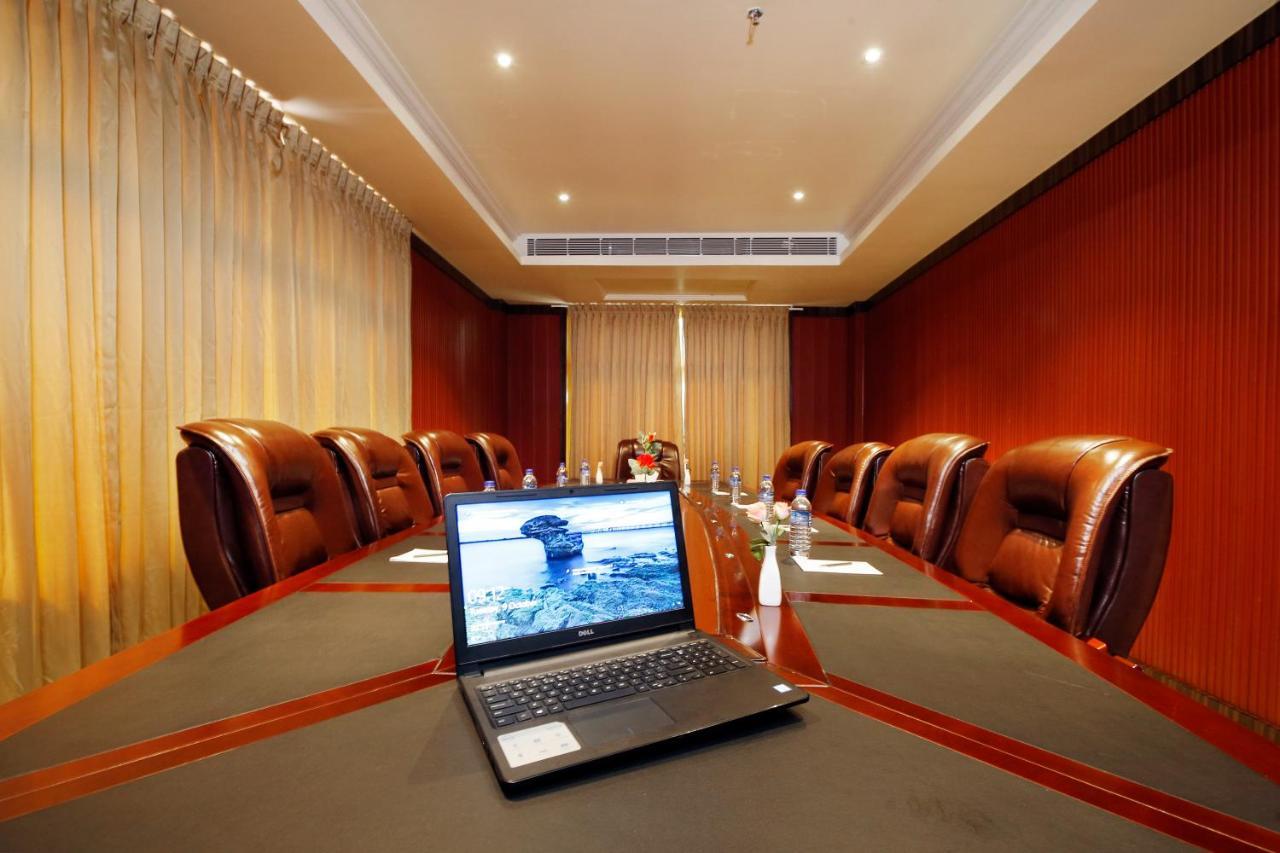 Hotel Park Residency Nilambūr 外观 照片